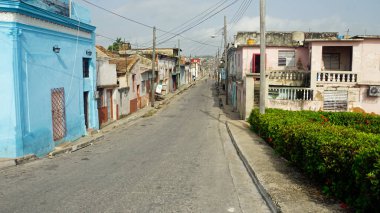 Küba 'daki matanzaların sokaklarında yıkık dökük evler