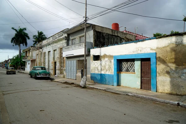 Παλιό Αυτοκίνητο Στους Δρόμους Της Cardenas Kuba — Φωτογραφία Αρχείου