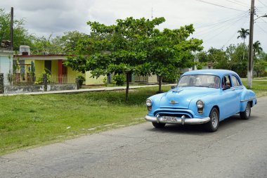 Limonar, Küba, Mayıs 2022: Küçük köydeki klasik eski araba