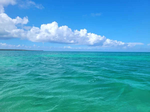 Spokojny Kolorowy Ocean Republice Dominikany — Zdjęcie stockowe