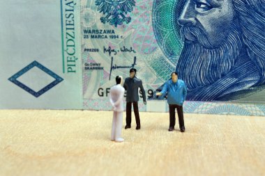 Polonya siyasi görüşmeler