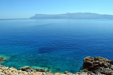 Yunanistan 'ın Girit adasındaki Balos kostal, plajları ve turkuaz denizinin muhteşem manzarasına bakın.