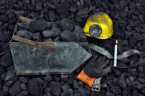 Свічка Білого Кладовища Вугілля Показали Вазі Концепцію Вугілля Шахтних Родовищ — стокове фото