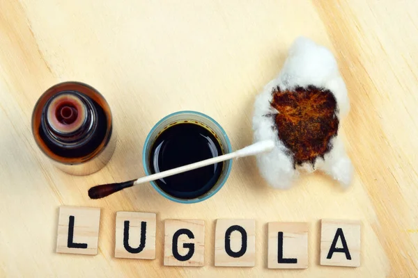 Lugol Lugola Fluido Buscado Las Farmacias Durante Riesgo Radiación Radiactiva — Foto de Stock