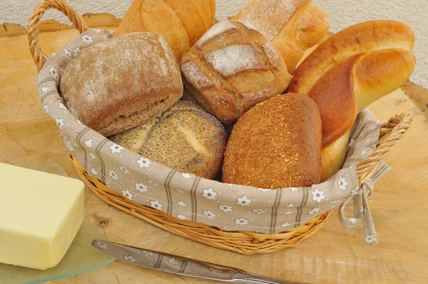 กลิ้งขนมปังหลากหลาย — ภาพถ่ายสต็อก