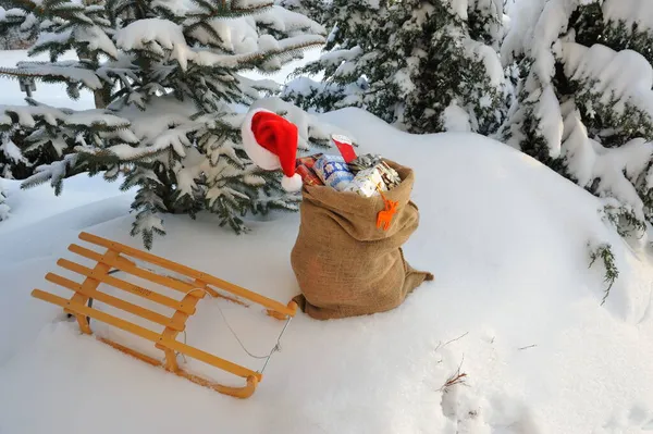 Regalos Navidad Trineo Nieve —  Fotos de Stock