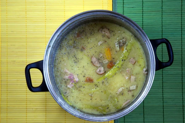 Sopa de ervilha — Fotografia de Stock