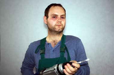 çalışan adam