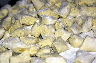 Biraz ağır hamur tatlısı