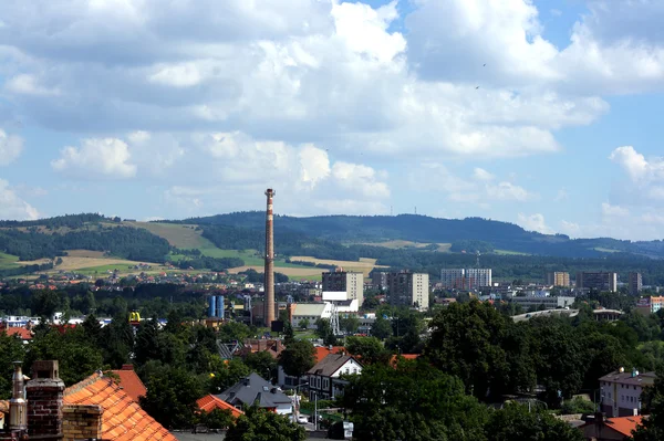 Vista da janela em montanhas e floresta — Fotografia de Stock