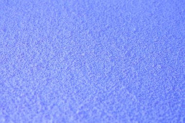 Açık mavi menekşe, yumuşak, tüylü, hafif battaniye. Pamuk dokusu tekstil arkaplanı