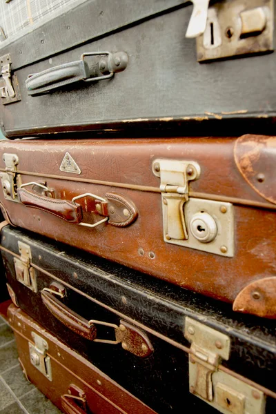 Stack Vintage Used Suitcase Luggage Close — Foto Stock