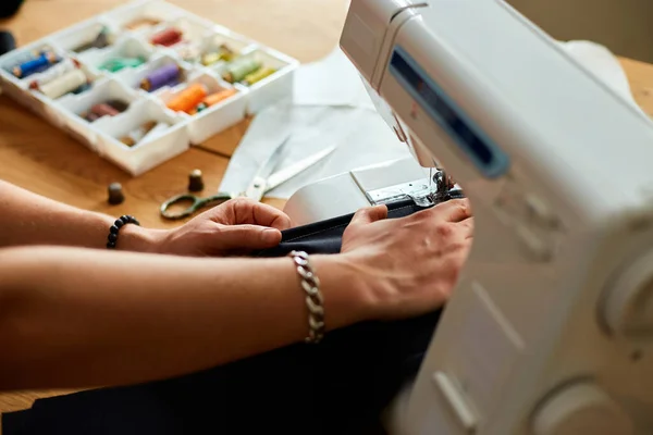 Man Sews Clothes Sewing Machine Male Tailor Working Sewing Atelier — Stock Photo, Image