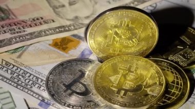 Bitcoin BTC madeni para ve Ethereum ETH paralar 100 dolar nakit, sanal para madenciliği