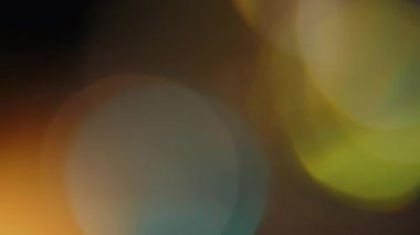 Işık sızıntısı 4K görüntü, mercek parıltısı bokeh örtüleri, alev arka planı, Flash ışınları etkisi