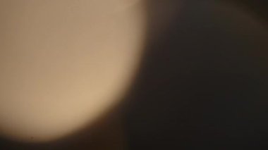 Işık sızıntısı soyut 4K görüntü bulanıklaştırır, yanıp sönen çember mercek parlaklık parlaklığı bokeh örtüleri