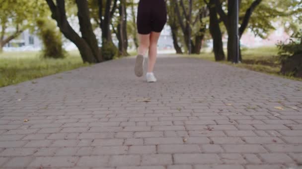 Achteraanzicht Van Atletische Fit Sport Jogger Meisje Training Marathon Run — Stockvideo