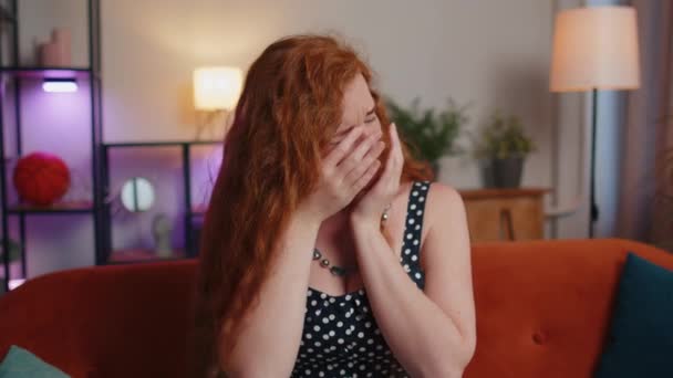 Upset Disappointed Redhead Freckles Girl Wipes Tears Cries Despair Being — Stok Video