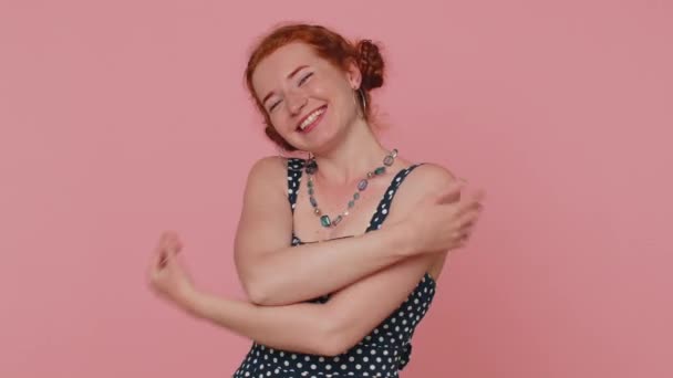 Come Want Embrace You Young Redhead Woman Dress Spread Hands — Video Stock