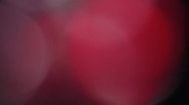 Light farklı olaylar ve projeler için 4K görüntü sızdırır. Şimdiki görüntülerinizin üzerine bırakın, Ekle ya da Ekran Karıştır kiplerini kullanarak birleştirin. Optik parlaklık lensi Bokeh geçişi arkaplanı örtüyor