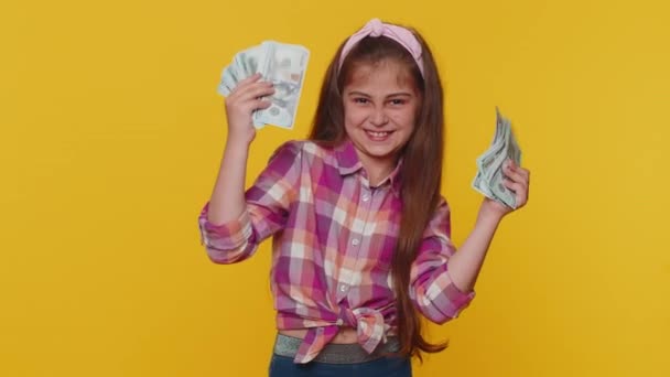Successful Rich Preteen Child Girl Kid Holding Money Cash Cheering — Stok video