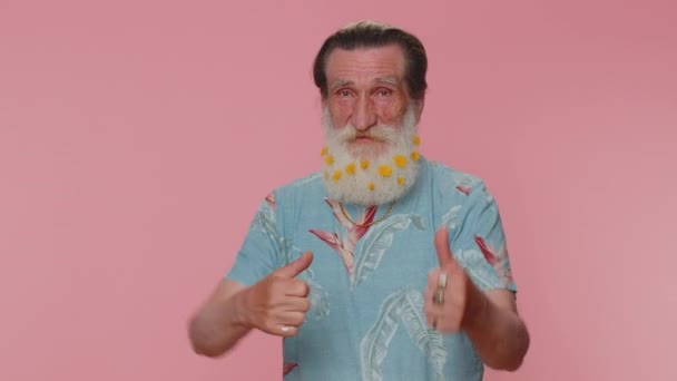 Elderly Mature Man Flowered Beard Raises Thumbs Agrees Something Gives — Vídeos de Stock