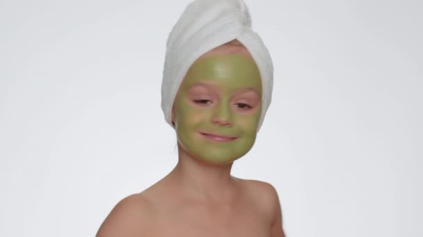 Beautiful Young Smiling Child Girl Towel Head Applying Cleansing Moisturizing — Wideo stockowe