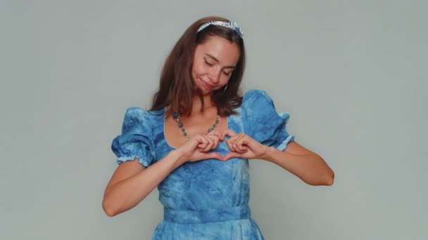 Love You Smiling Lovely Pretty Young Woman Makes Heart Gesture — Stock videók