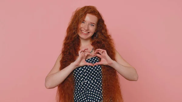 Girl Love Smiling Redhead Woman Green Dress Makes Heart Gesture — Stock Fotó