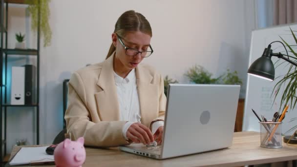 Happy Relaxed Overjoyed Businesswoman Working Laptop Computer Office Wearing Earphones — Stockvideo