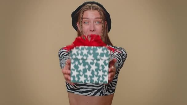 Positive Smiling Lovely Pretty Young Woman Presenting Birthday Gift Box — Vídeo de Stock