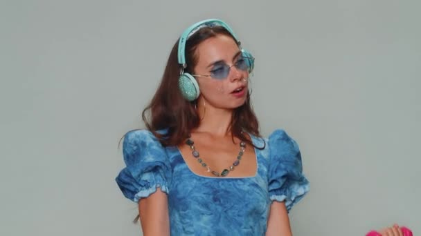 Pretty Young Woman Blue Princess Dress Working Out Pumping Arm — Video