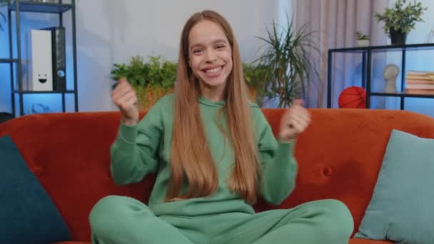 Happy Teen Girl Shouting Celebrating Success Winning Goal Achievement Good — Stock videók