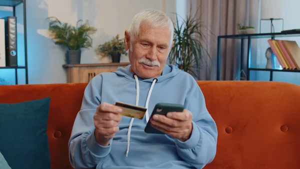 Happy Shopaholic Consumer Senior Old Grandfather Man Sitting Home Making — Stock Photo, Image
