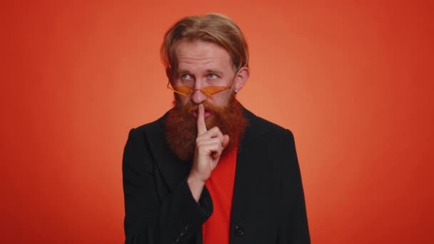 Shh Quiet Please Portrait Bearded Redhead Man Years Old Presses — Stock Video