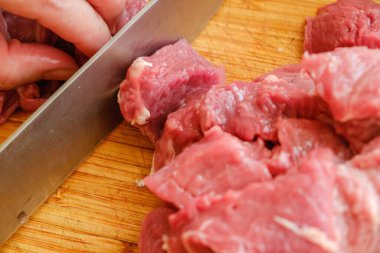 Et, taze et, çiğ biftek, biftek..