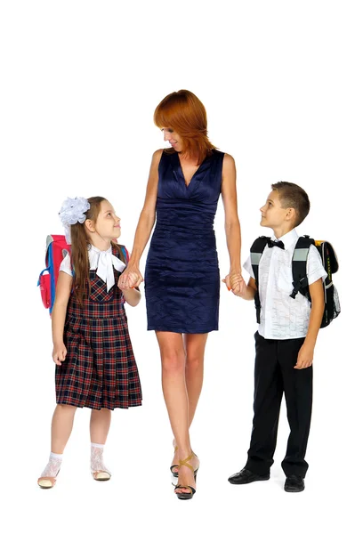 Mother and children going — Stock Photo, Image