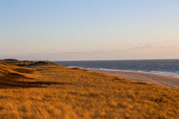 Ada 'da gün batımı Sylt, altın saat
