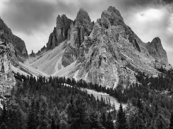 Lavaredo Three Peaks in black and white — Stock Photo, Image