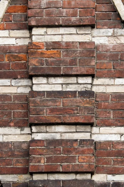 Stare ściany z czerwonej cegły z kolumna — Zdjęcie stockowe