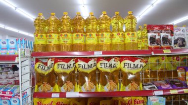  süpermarketlerde ev eşyaları, yiyecekler ve içecekler