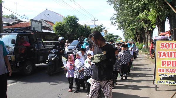 Muslim Student Parade Attraction While Commemorating Islamic Religious Day Pekalongan — Foto Stock