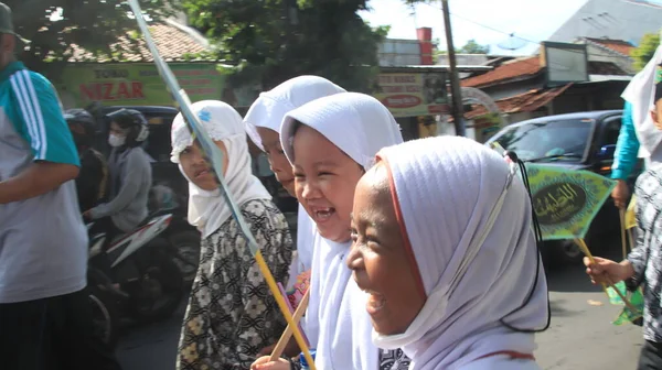 Müslüman Öğrenci Geçit Töreni Eğlencesi Slam Dini Günü Anısına Pekalongan — Stok fotoğraf