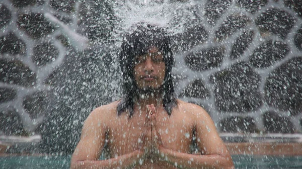 Man Taking Shower Outdoor Shower Ritual Bathing Holy Water Man — стоковое фото