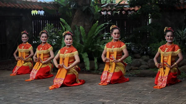 Photo Documentation Javanese Traditional Dancer Dancing Batik Dance Pekalongan Indonesia — стокове фото