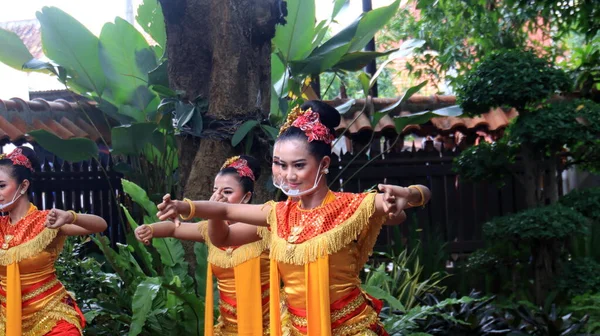 Photo Documentation Javanese Traditional Dancer Dancing Batik Dance Pekalongan Indonesia — Foto Stock