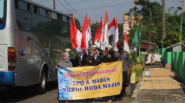 Documentatiefoto Parade Van Studenten Koran Education Park Taman Pendikan Koran — Stockfoto