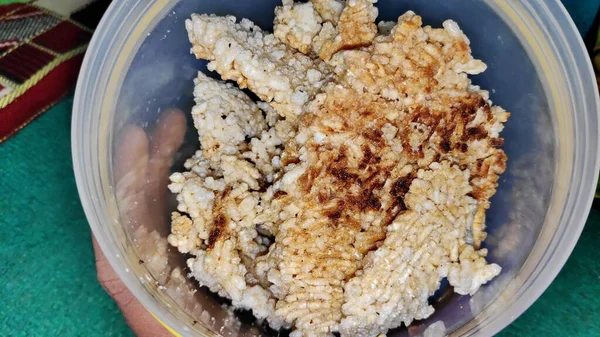 Rengginang Adalah Kerupuk Tradisional Tebal Yang Terbuat Dari Nasi Lengket — Stok Foto