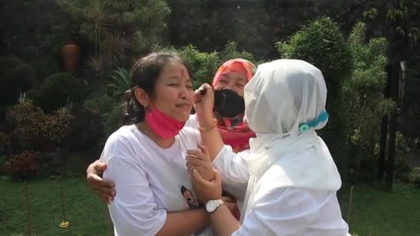 Gruppo Persone Che Giocano Insieme Parco Giochi Salatiga Indonesia Dicembre — Video Stock