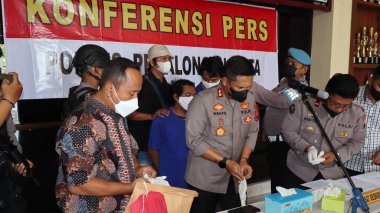 Police arrest criminals and questioning Pekalongan Indonesia July 15 2022